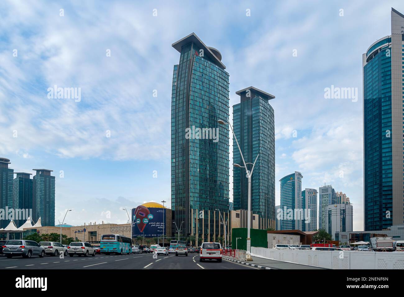 City center doha hi-res stock photography and images - Alamy