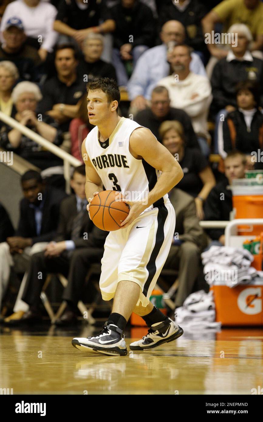 Purdues Chris Kramer during a NCAA college basketball exhibition game  against California of Pennsylvania in West Lafayette, Ind., Tuesday, Nov.  3, 2009. (AP PhotoMichael Conroy Stock Photo - Alamy