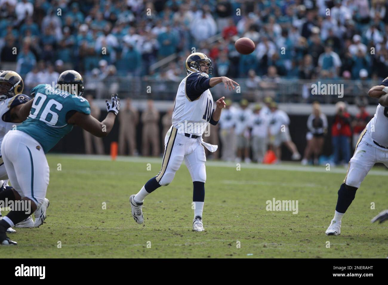 Terrance Bulger St. Louis Rams quarterback Marc Bulger (10) throws a pass as ...