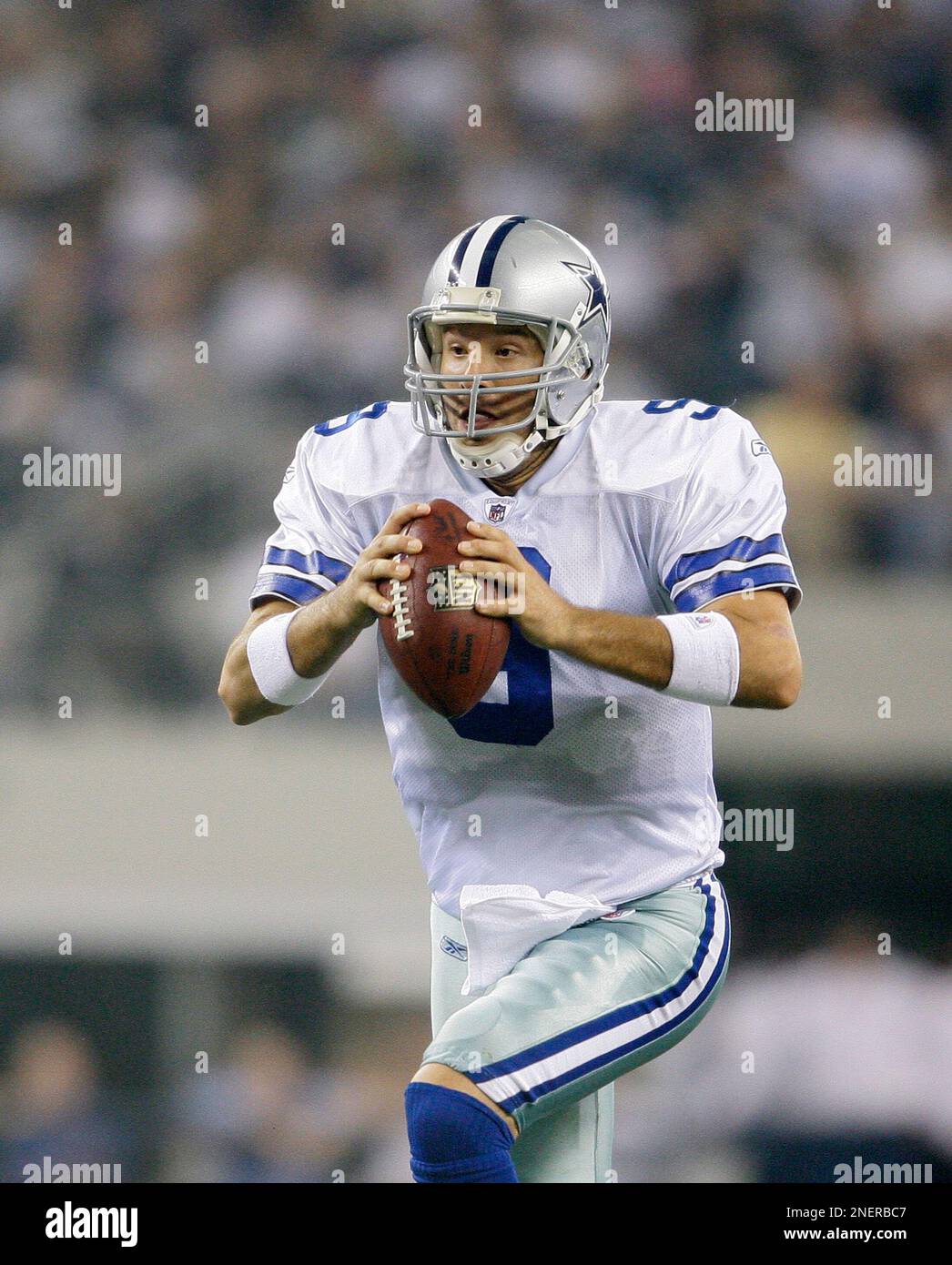 Tony Romo in NFL Action editorial stock image. Image of september