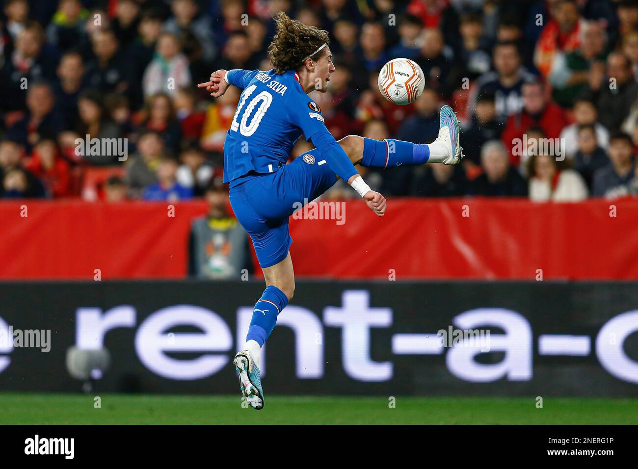 Fabio Silva of PSV Eindhoven  during the UEFA Europa League match, Play-off, 1st leg between Sevilla FC and PSV Eindhoven played at Ramon Sanchez Pizjuan Stadium on February 16, 2023 in Sevilla, Spain. (Photo by Antonio Pozo / PRESSIN) Stock Photo