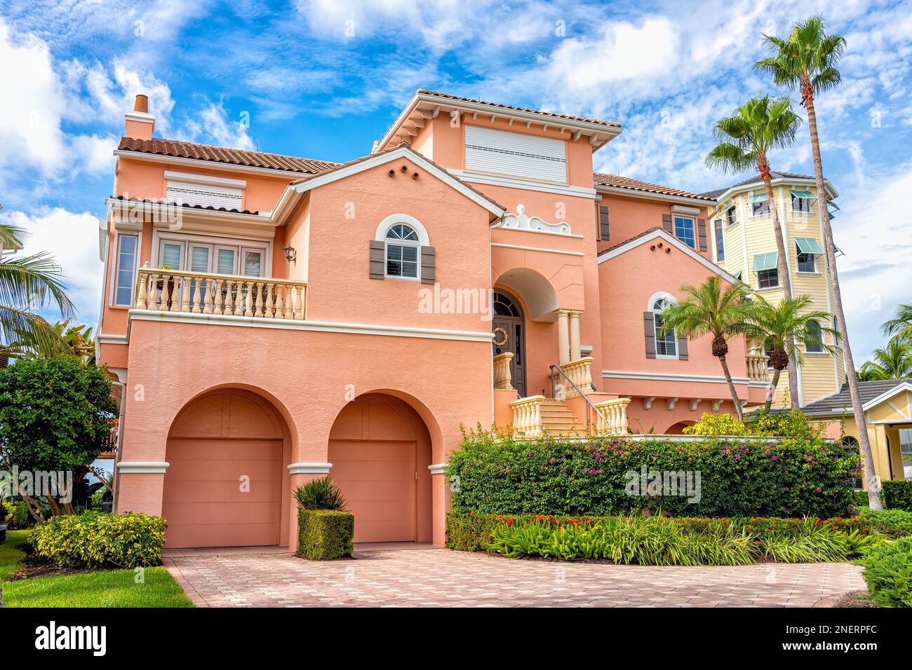 Most expensive home in palm springs hires stock photography and images