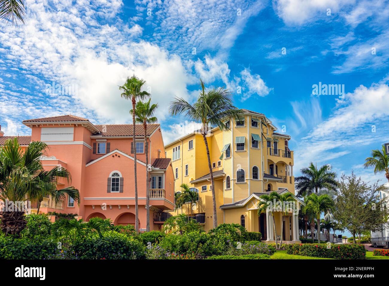 Barefoot boulevard hires stock photography and images Alamy