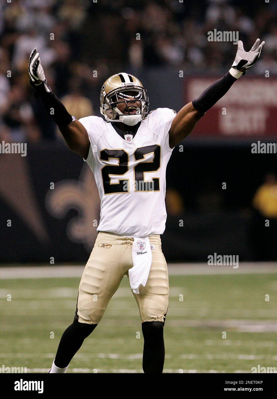 Sept 9, 2010: New Orleans Saints cornerback Tracy Porter (22) pumps up the  crowd during the NFL Season opener between the New Orleans Saints and the  Minnesota Vikings at the Louisiana Superdome