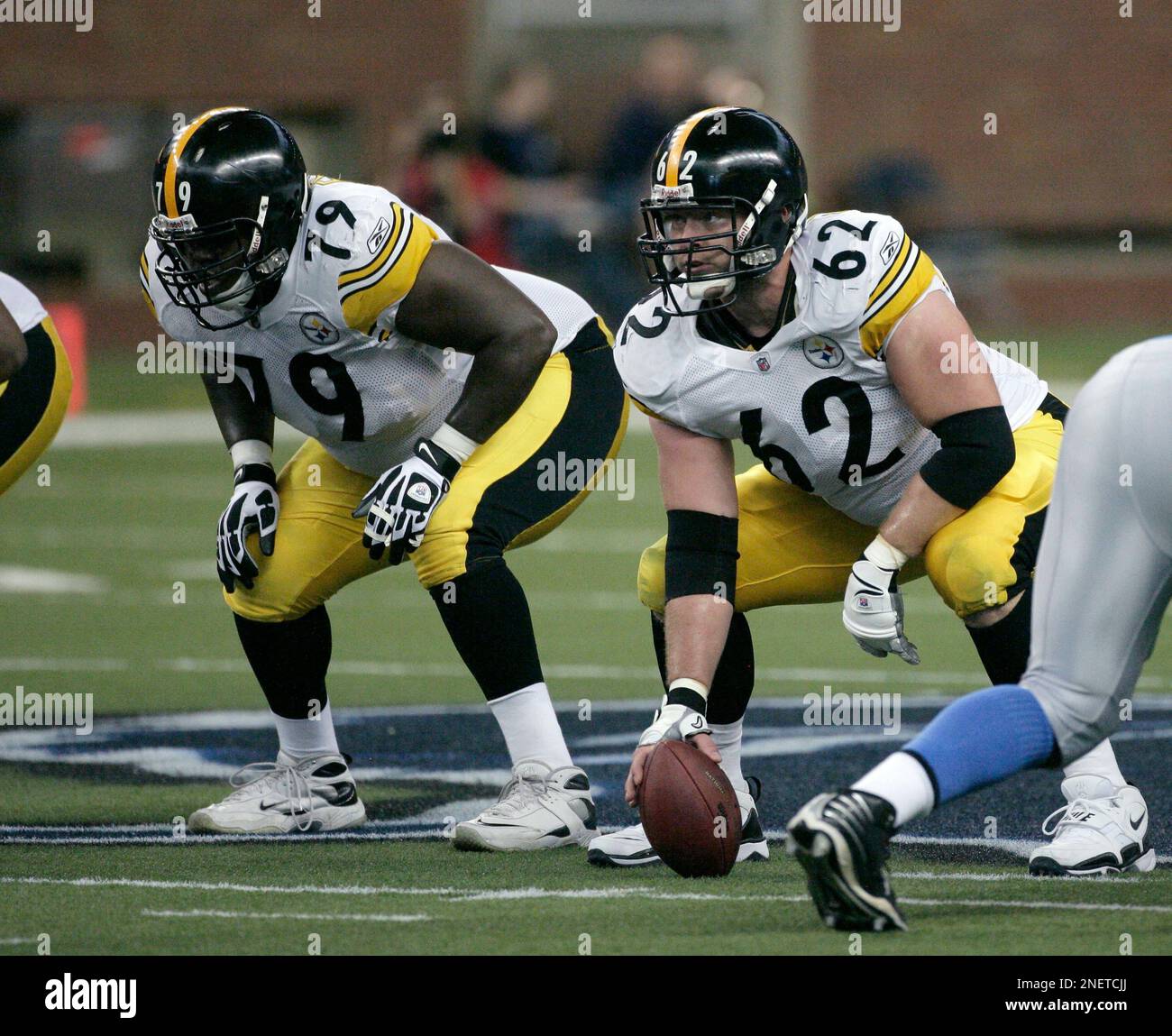 Pittsburgh Steelers guard Trai Essex (79) and center Justin Hartwig (62