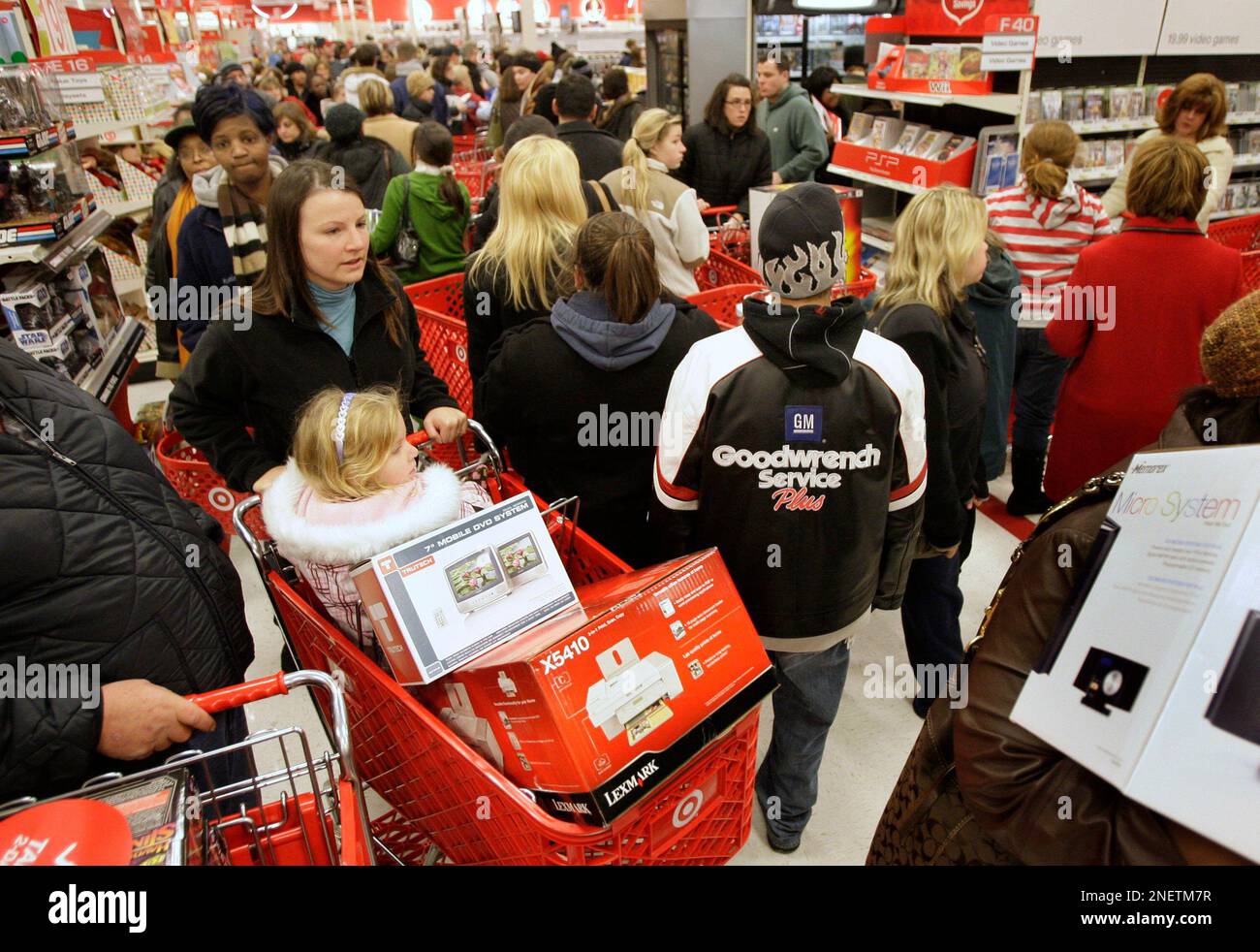 Black Friday Shopping Team Shirt - The Support One T-Shirt Black Friday Shopping Team Shirt - The Support One T-Shirt
