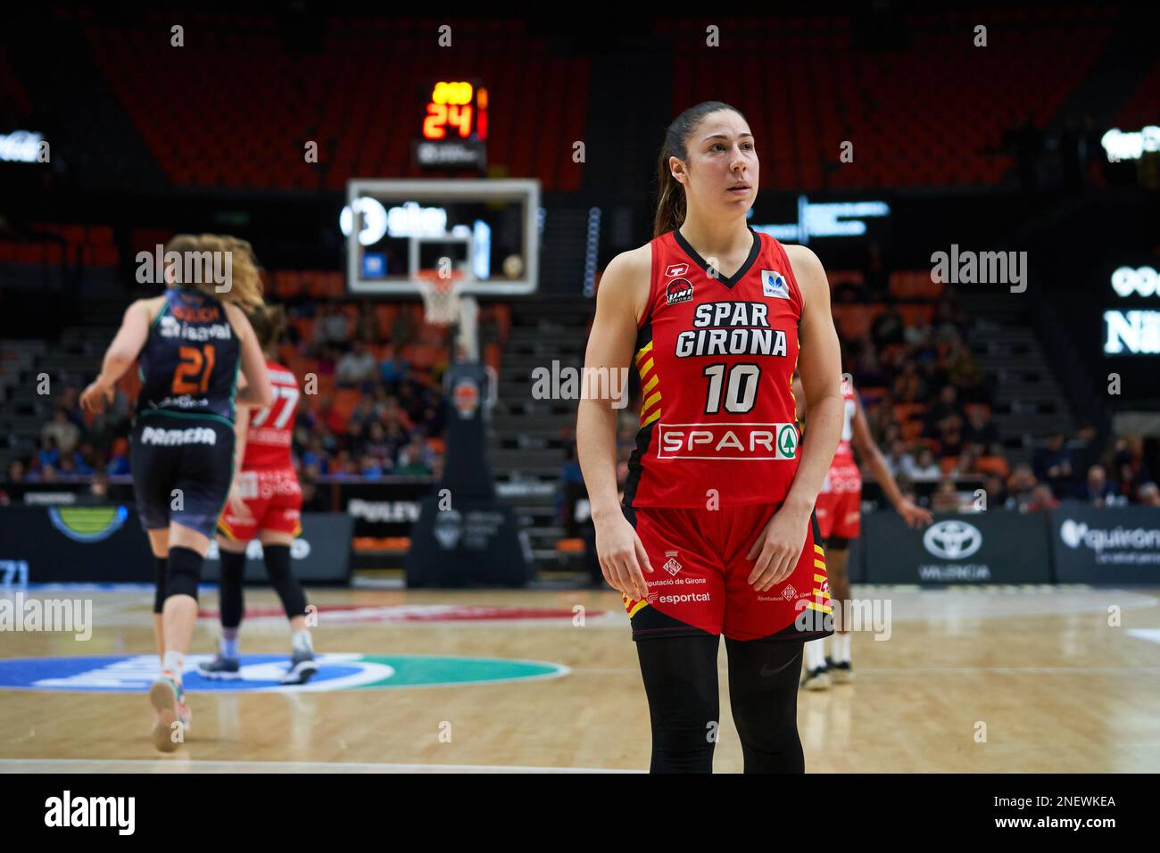 Spar Girona faces Ostrava in Eurocup debut amid losing streak Spar Girona faces Ostrava in Eurocup debut amid losing streak