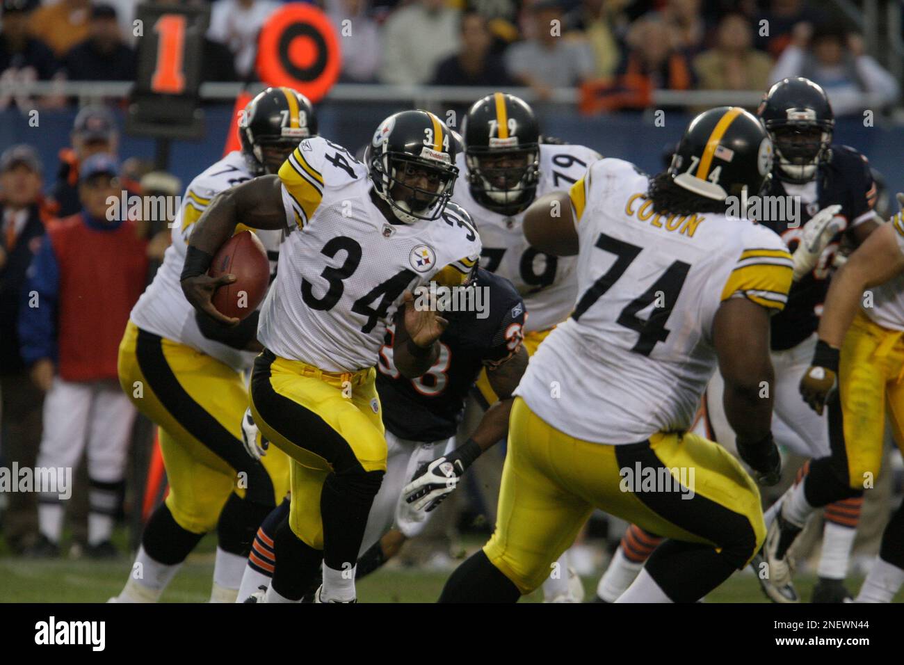 Pittsburgh Steelers running back Rashard Mendenhall (34) during an NFL ...