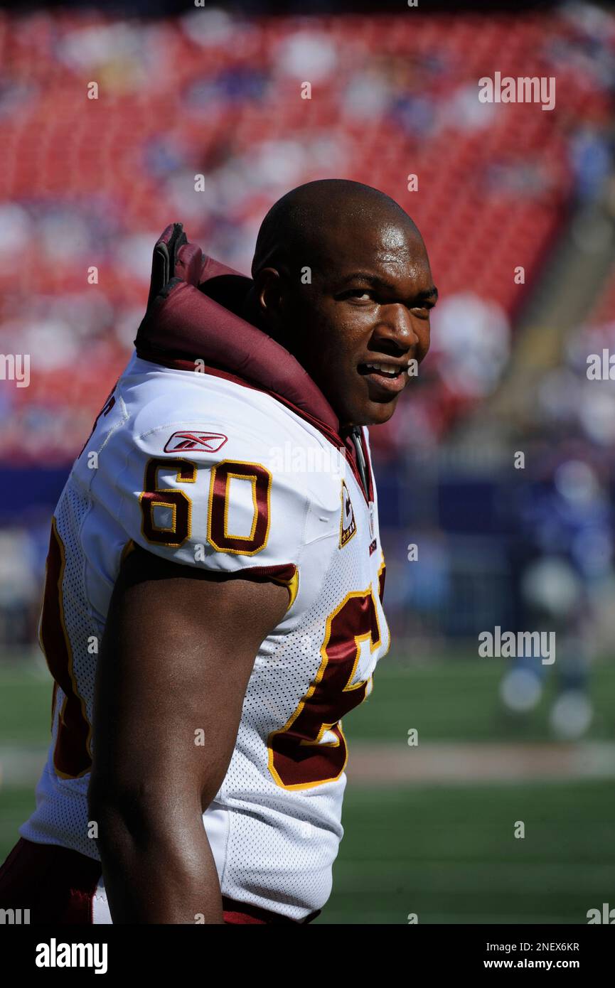 Washington Redskins' Chris Samuels (60) is all smiles after the Redskins  defeated the Dallas Cowboys 35-7, at FedEx Field in Washington on December  18, 2005. (UPI Photo/Kevin Dietsch Stock Photo - Alamy