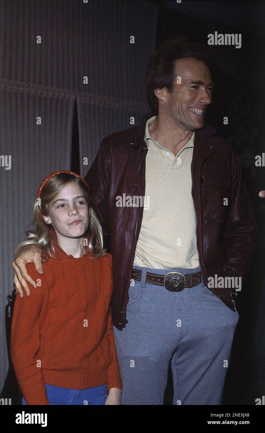 clint-eastwood-with-his-daughter-alison-eastwood-14-at-the-hollywood