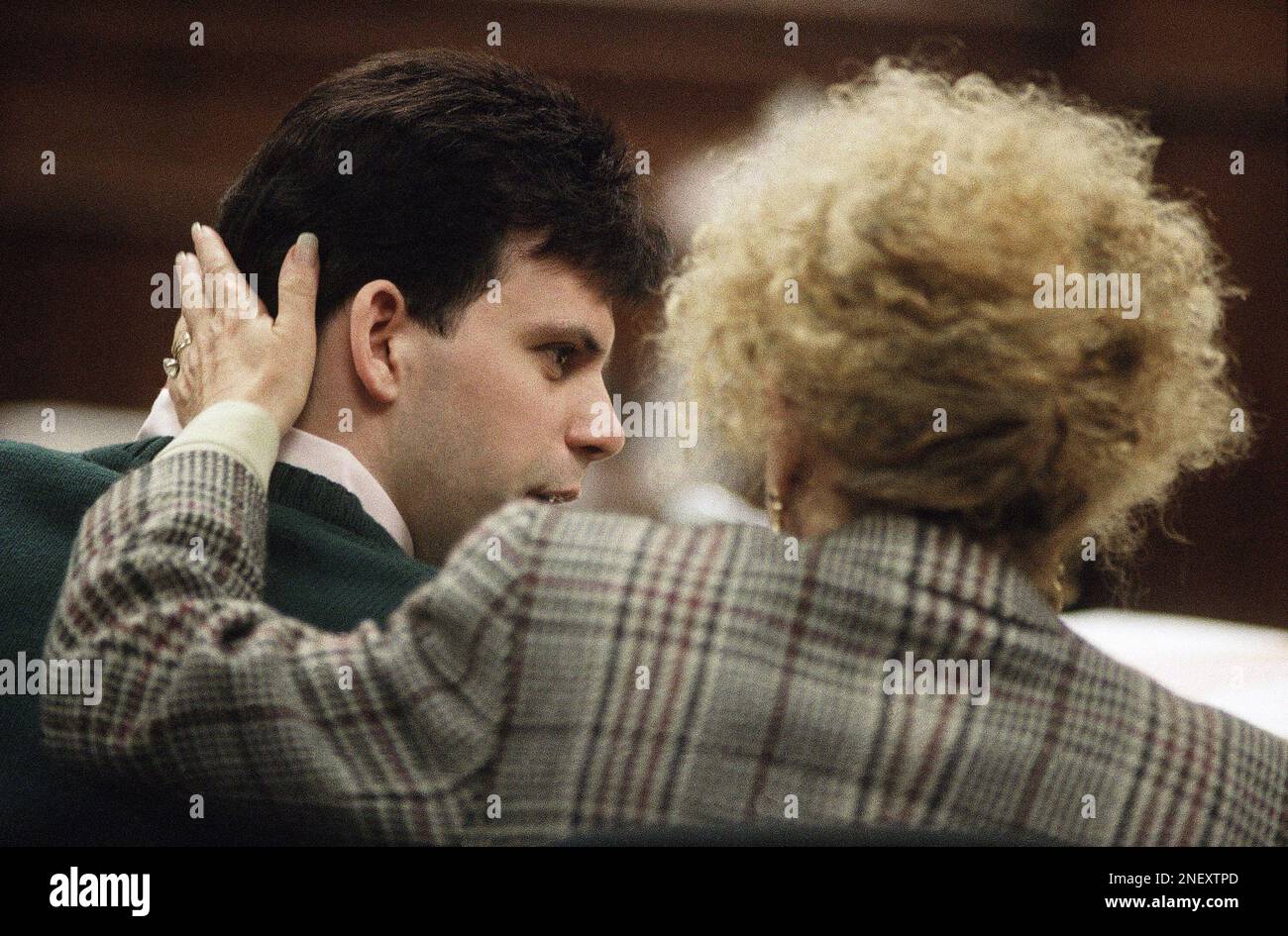 Leslie Abramson, attorney for murder defendant Erik Menendez, strokes ...