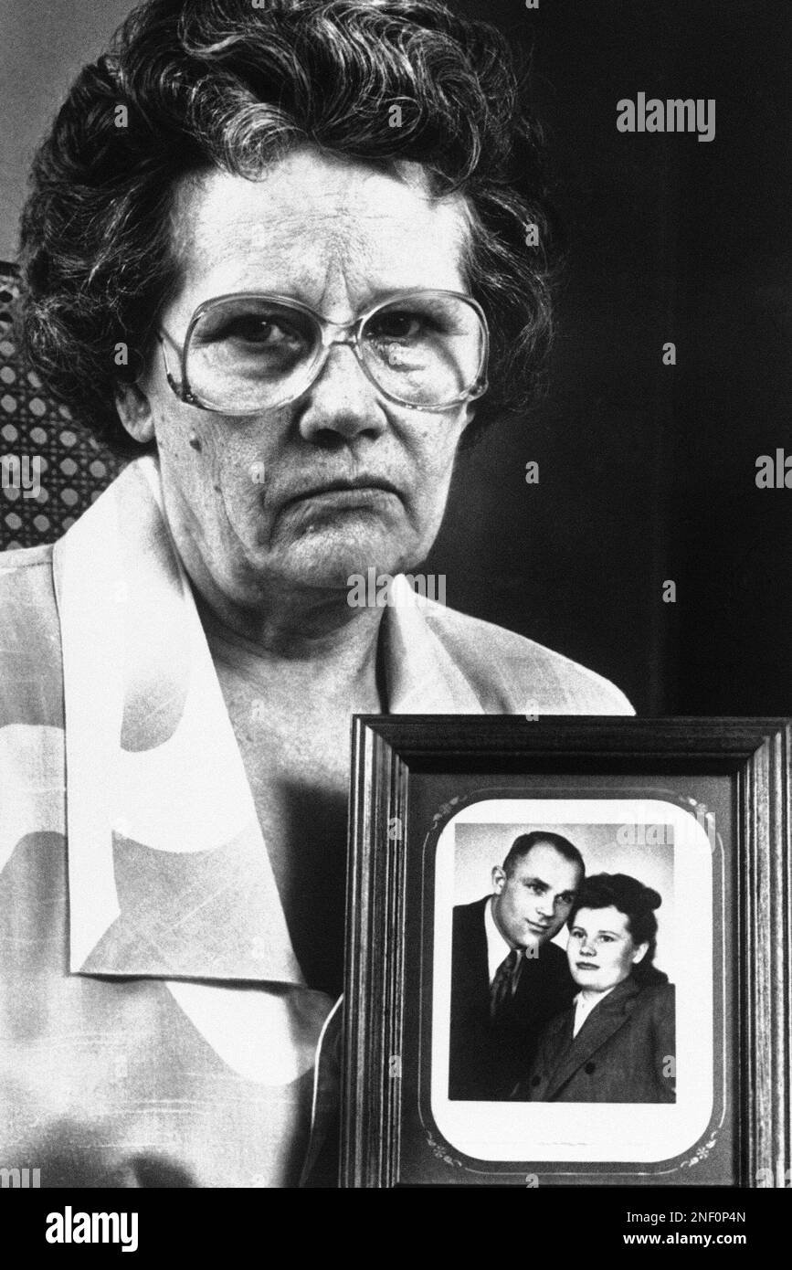 Shown in photo is Vera Demjanjuk with photo of herself and husband John on their wedding day in 1986. (AP Photo/Gus Chan) Stock Photo