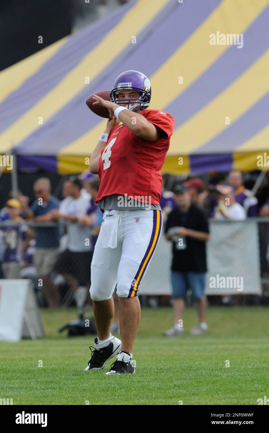 Minnesota Vikings quarterback John David Booty (9) walks out of the locker  room during NFL football training camp, Tuesday, Aug. 18, 2009 in Eden  Prairie, Minn. (AP Photo/Hannah Foslien Stock Photo - Alamy