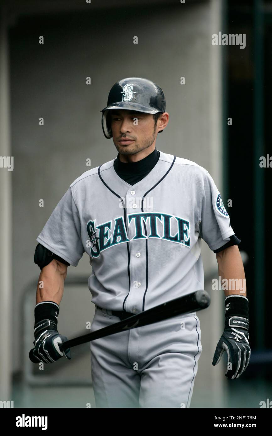 Ichiro Suzuki playing for the Seattle Mariners Stock Photo - Alamy