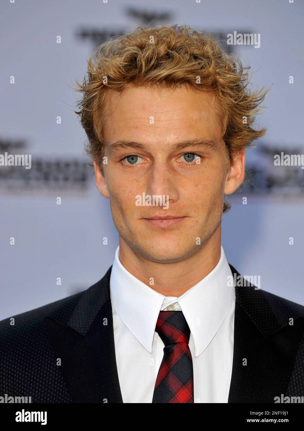 Schauspieler Alexander Fehling kommt am Dienstag, 28. Juli 2009, in