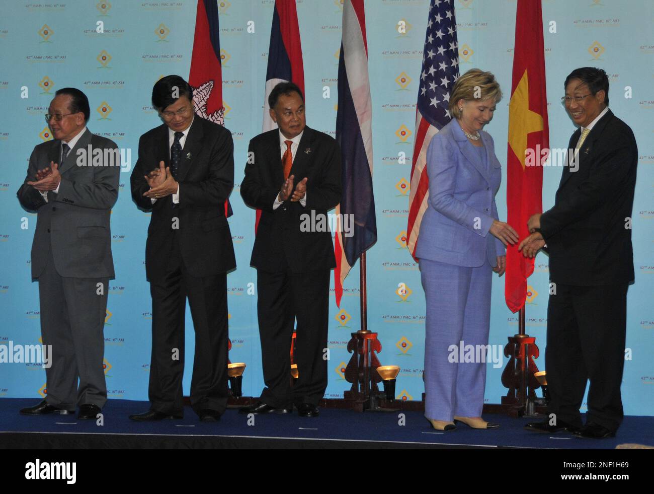 Foreign ministers from left, Hor Namhong of Cambodia, Thongloun