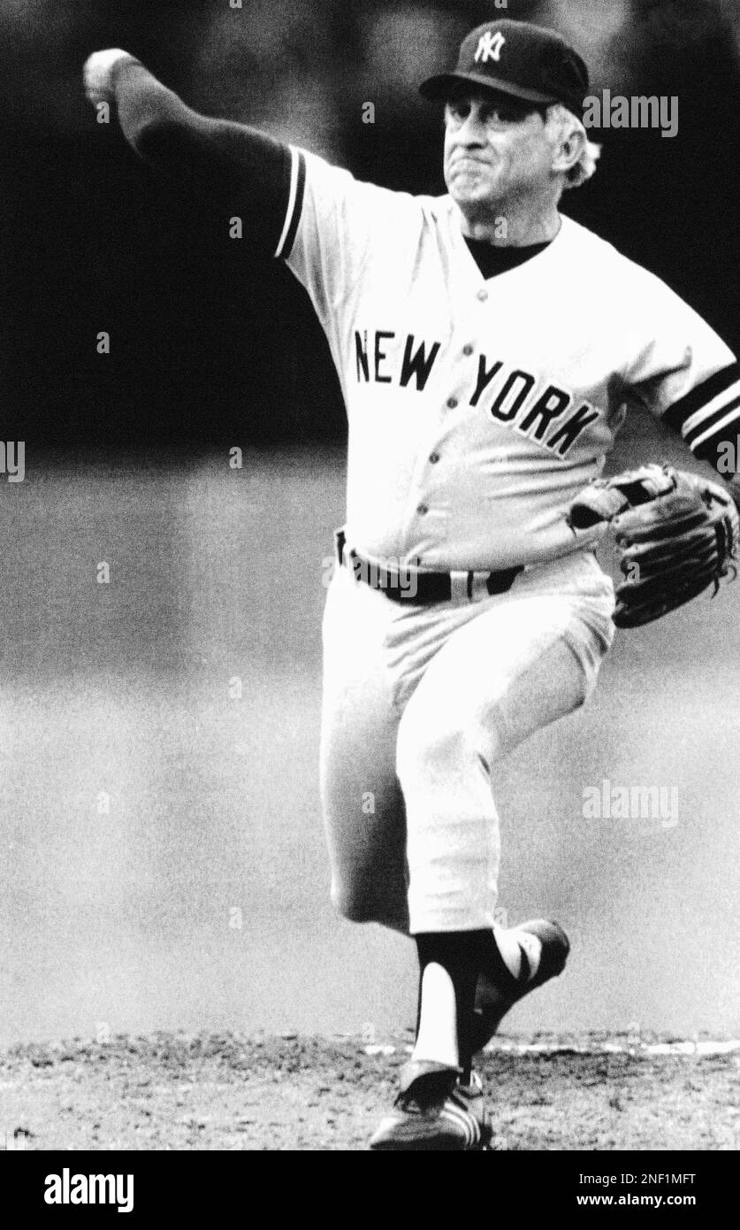 Phil Niekro of New York Yankees pitches in the first inning against Toronto  Blue Jays on Sunday, Oct. 6, 1985 in Toronto, Canada. Niekro is trying for  his 300th win. (AP Photo/Mark
