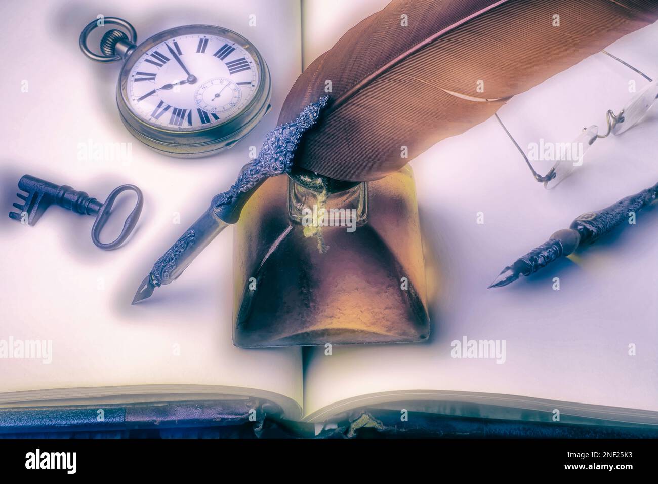 Antique ink bottle hires stock photography and images Alamy