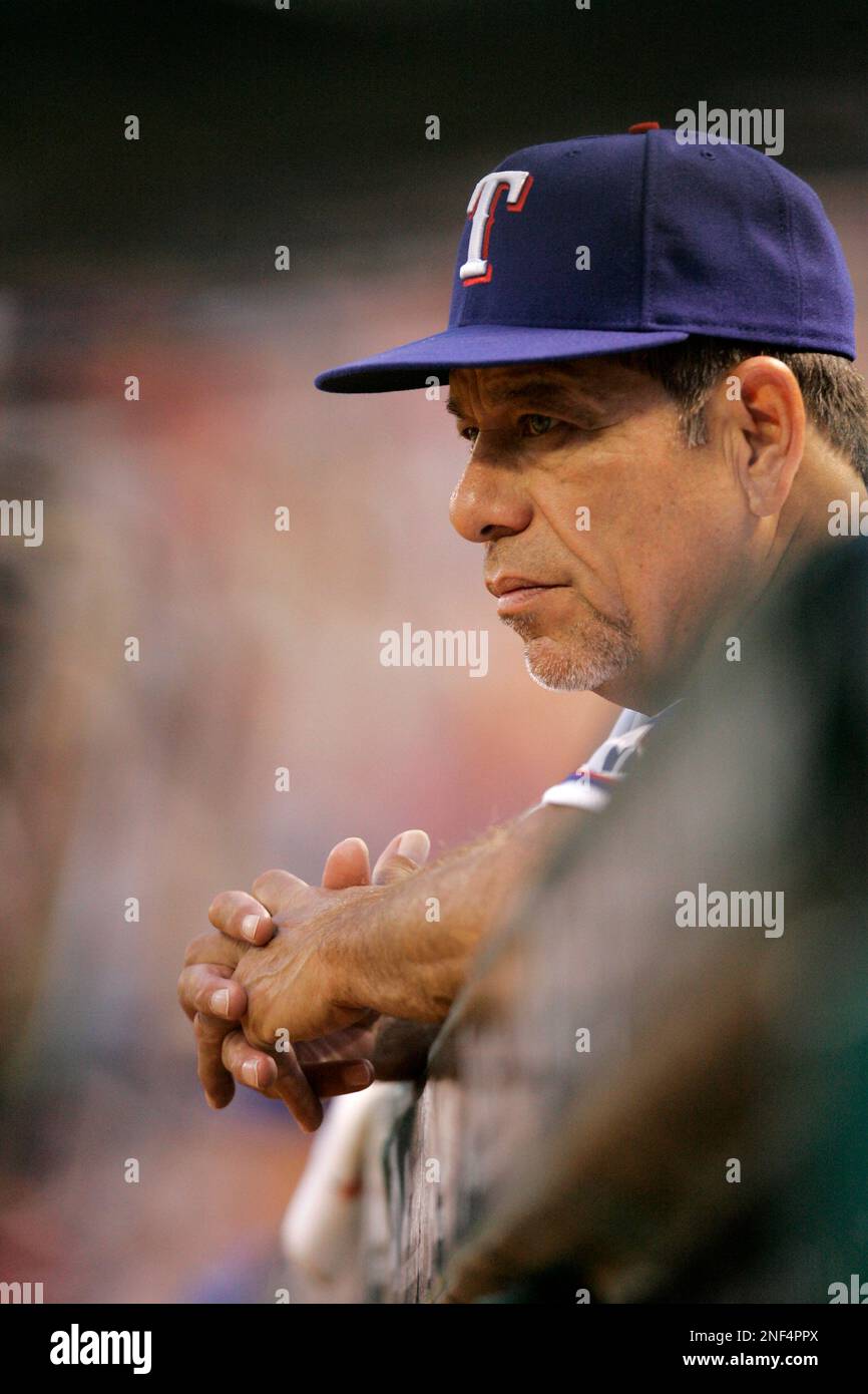 Texas Rangers batting coach Rudy Jaramillo during a baseball game