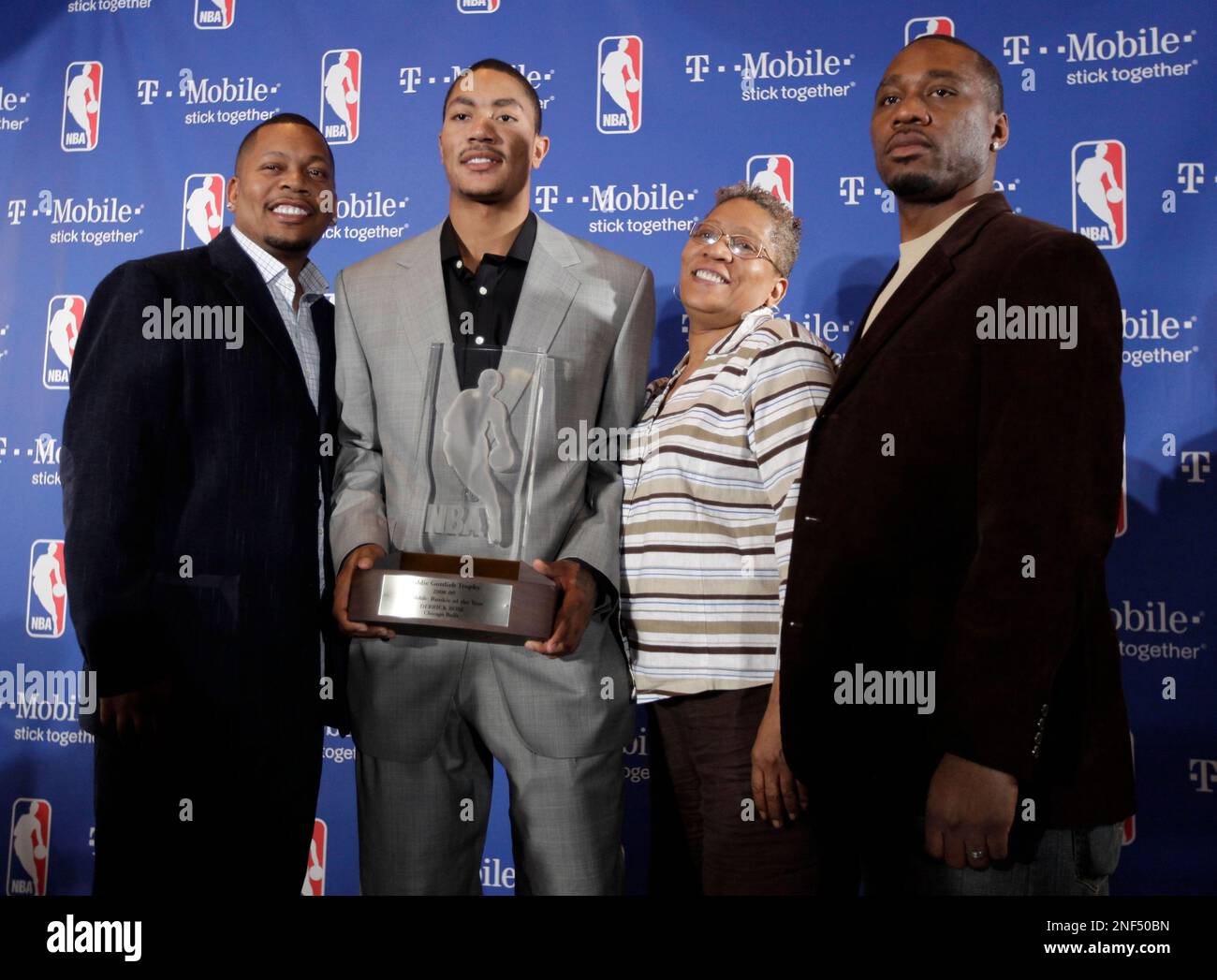 Derrick rose family hot sale