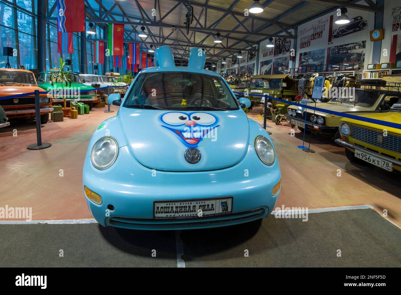 ZELENOGORSK, RUSSIA - JANUARY 27, 2023: Volkswagen New Beetle in Horsepower retro transport museum Stock Photo