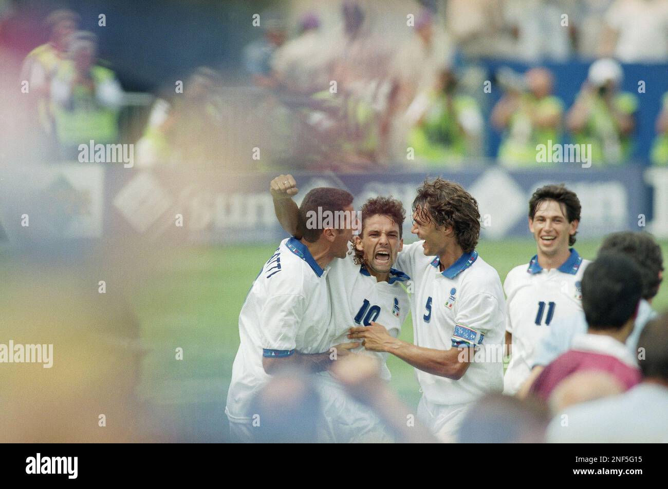 Vintage 10 Roberto Baggio Jersey 1994 World Cup Italy Soccer 