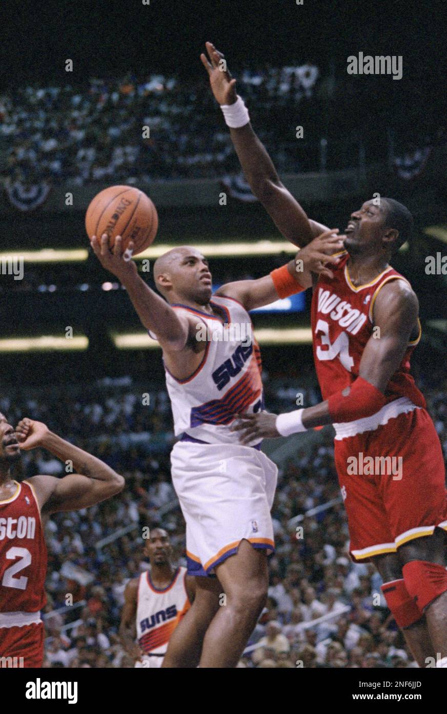 May 1994: Charles Barkley of the Phoenix Suns backs into the post