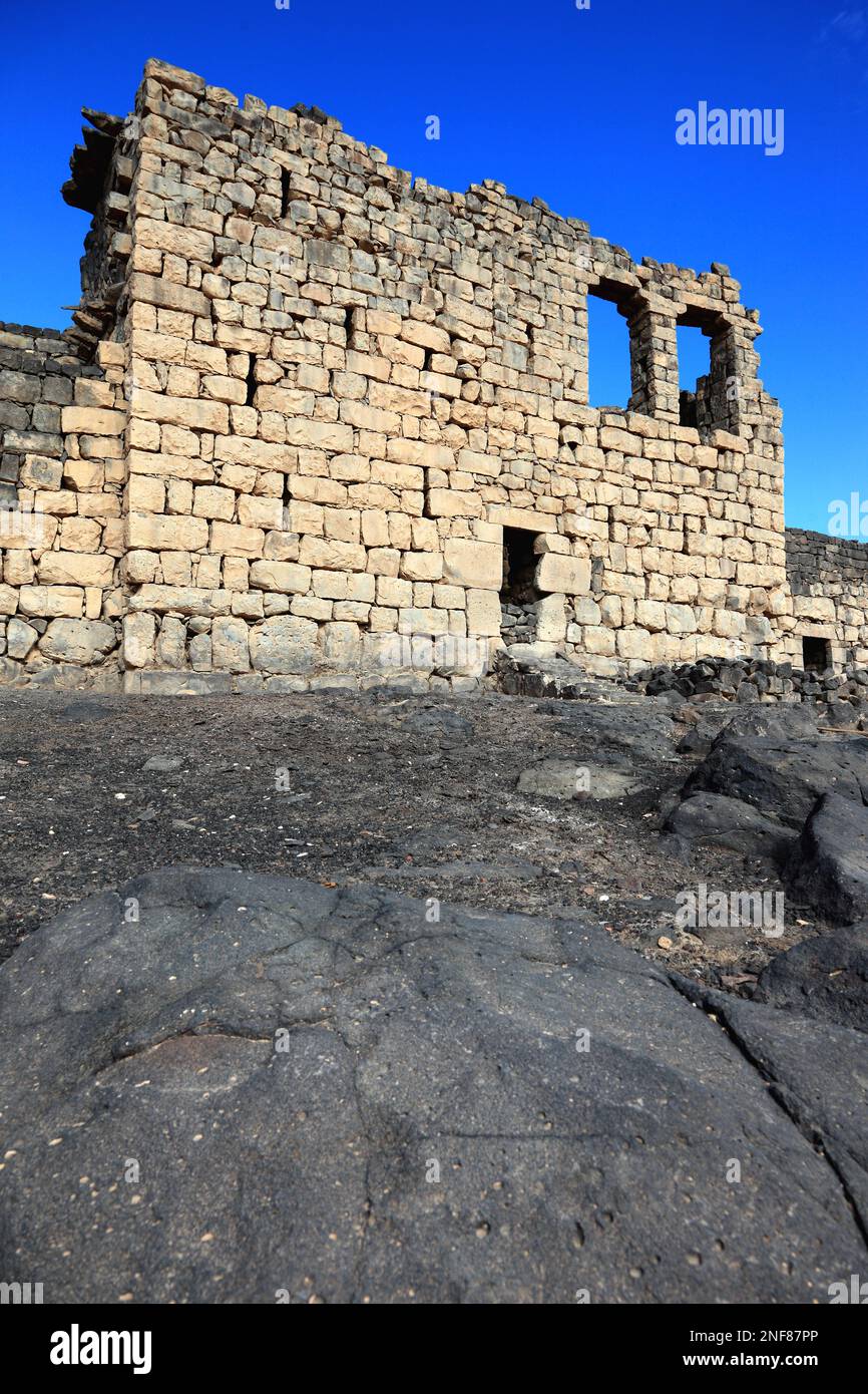 Qasr al Azraq, lateinisch Basianis, Basienis, oder Amatha, Blaue Festung, ein historisches römisches und byzantinisches Militärlager am vorderen Limes Stock Photo
