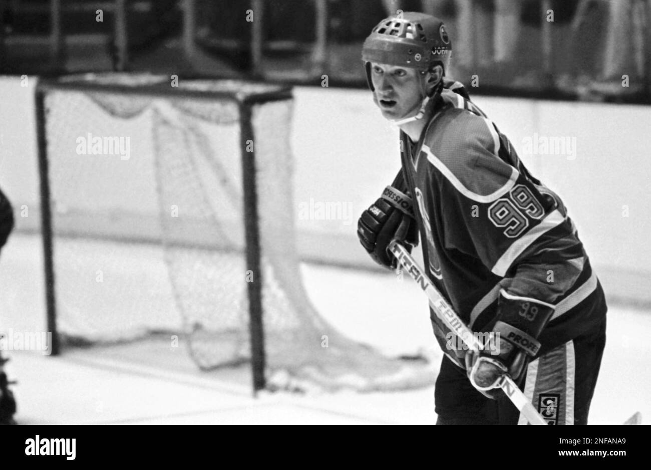 Wayne Gretzky on ice, March 10, 1982 during L.A. Kings vs Edmonton