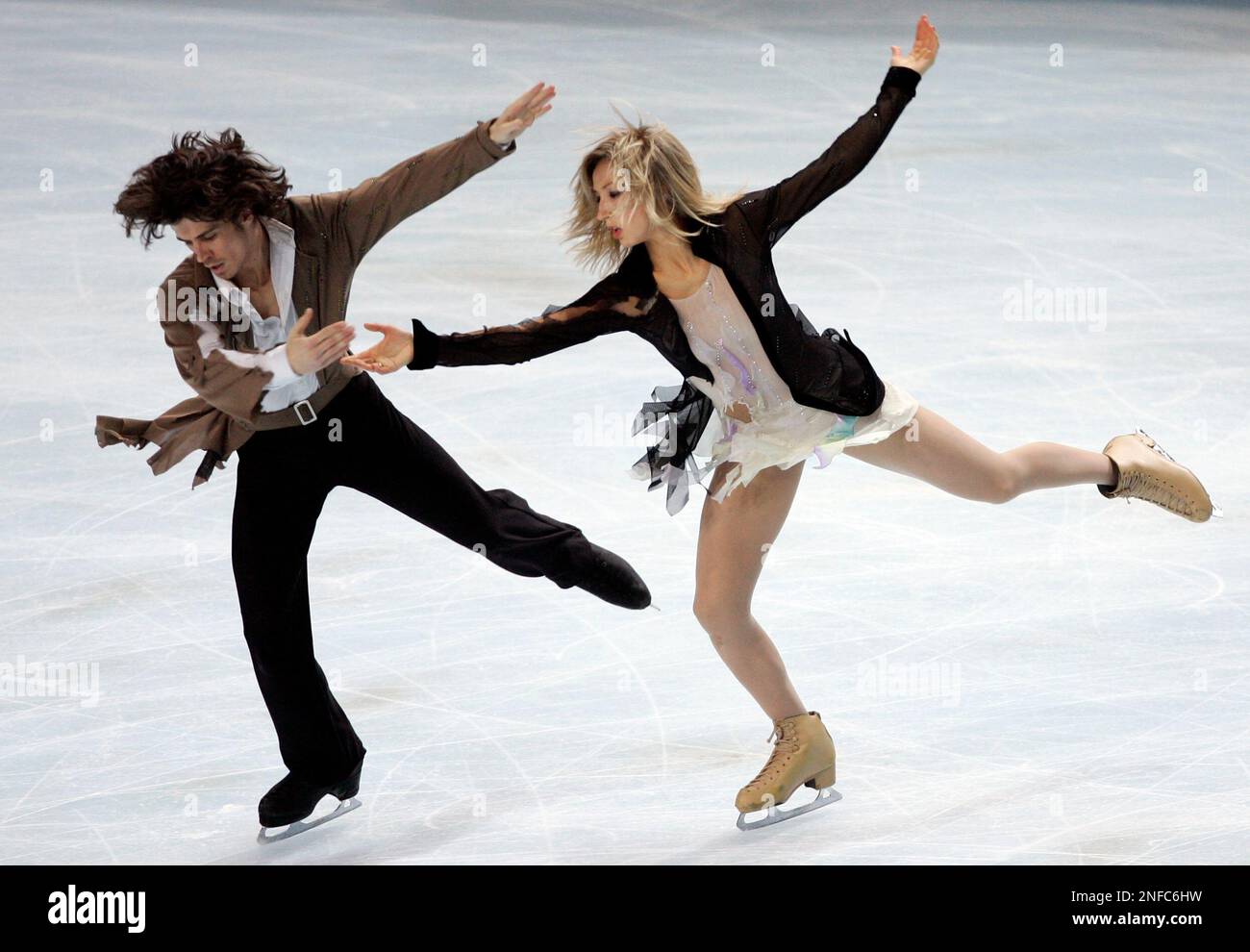 Sinead Kerr and John Kerr of Great Britain perform their Ice Dance Free