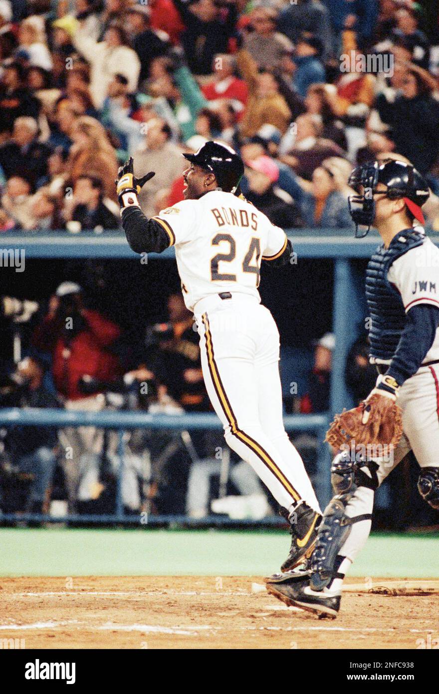 Pittsburgh Pirates Barry Bonds reacts in frustration after flying with a  man on out, against the Atlanta Braves in the fifth inning of Game 6 of the  National League playoffs, at Three