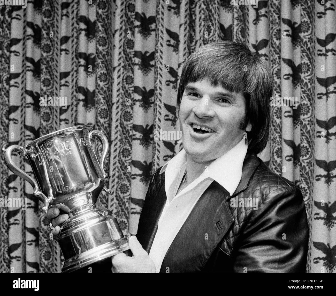 Pete rose philadelphia phillies 38 year old first baseman was awarded