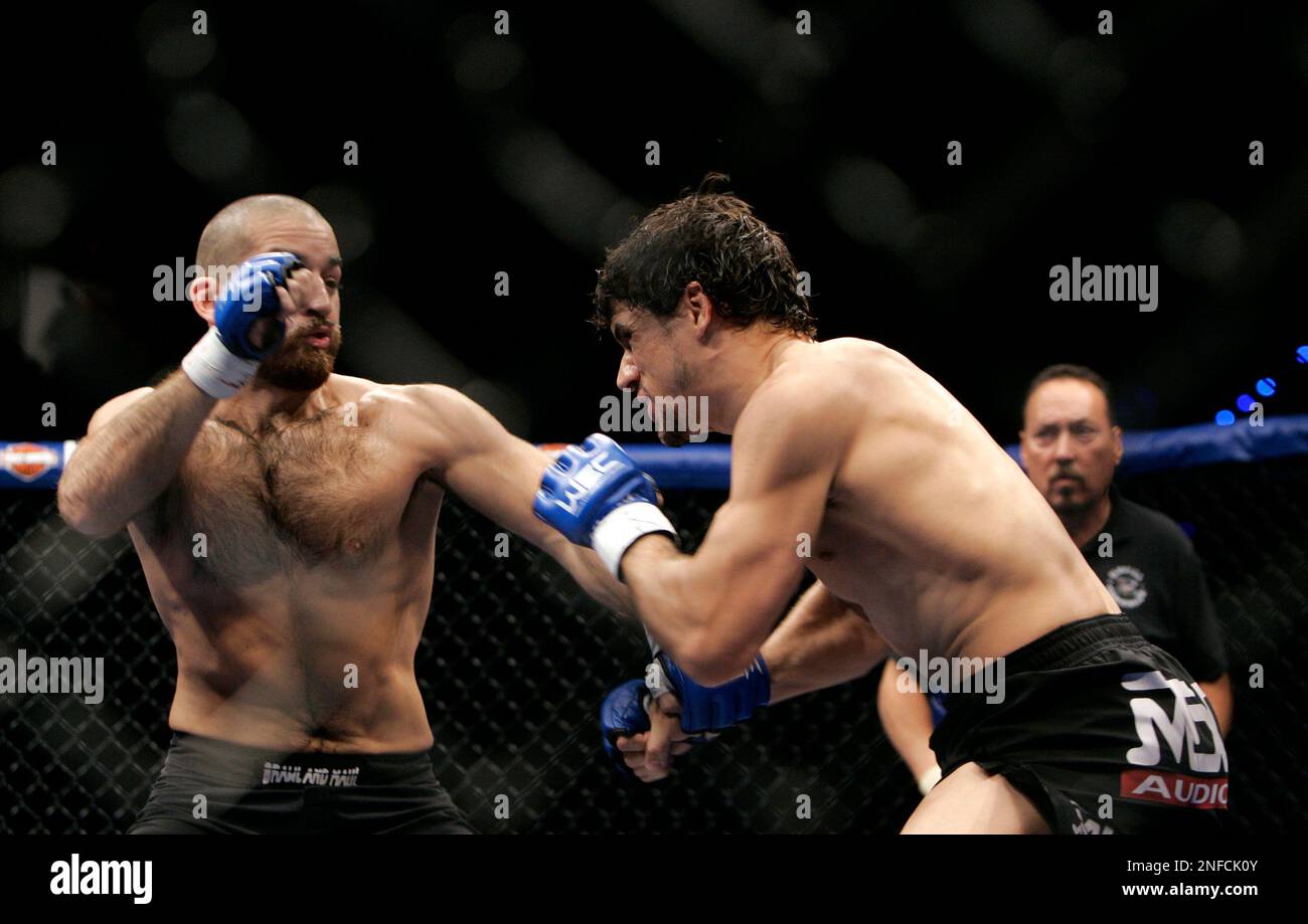 David Avellan, left, and Aaron Simpson in action during World Extreme ...