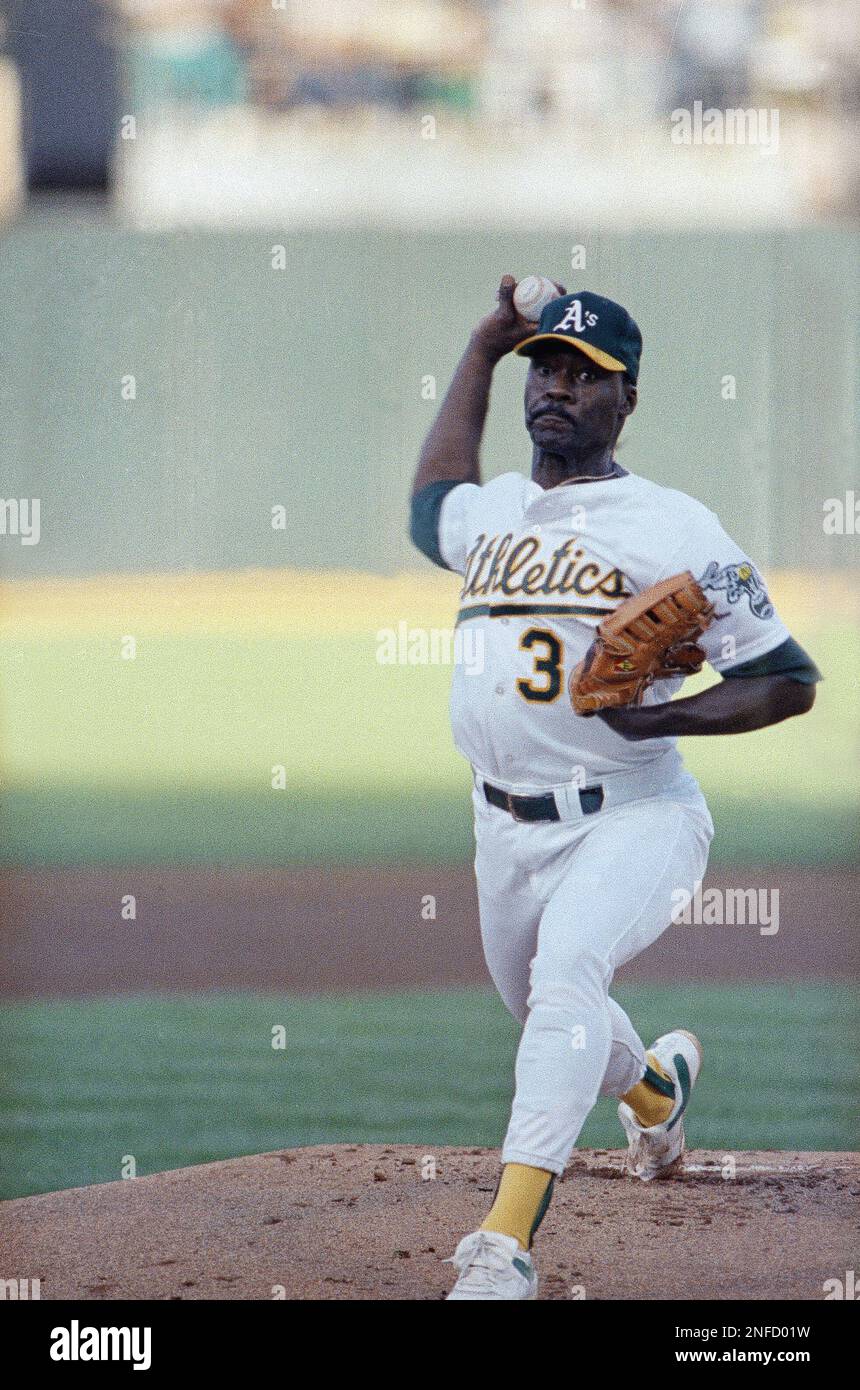 Oakland Athletics starting pitcher Dave Stewart prepares to hurl the ball  during first inning action in game one of the American League Championship  Series against the Toronto Blue Jays in Oakland, Tuesday