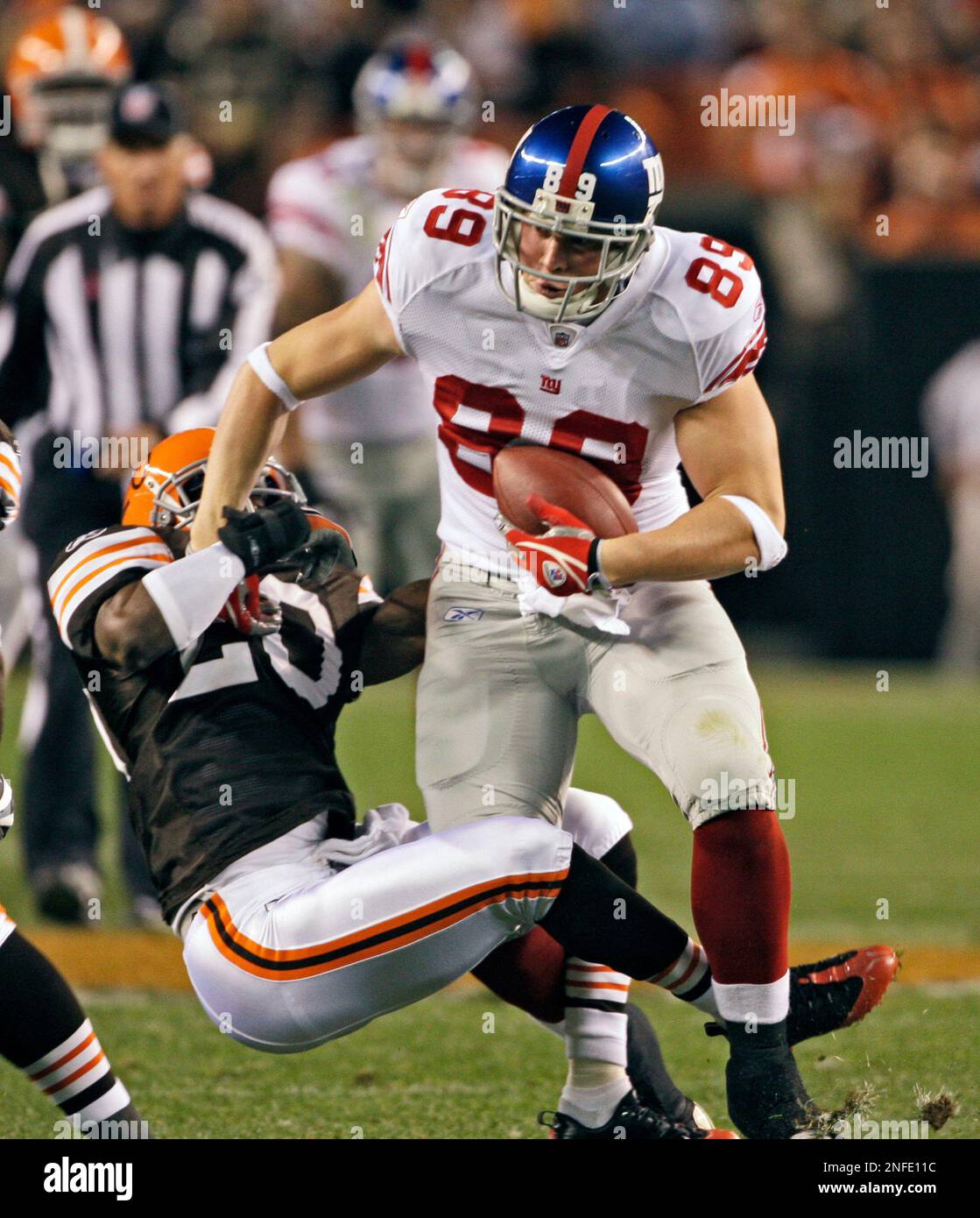 Kevin Boss New York Giants tight end Kevin Boss (89) breaks away from Cleveland ...
