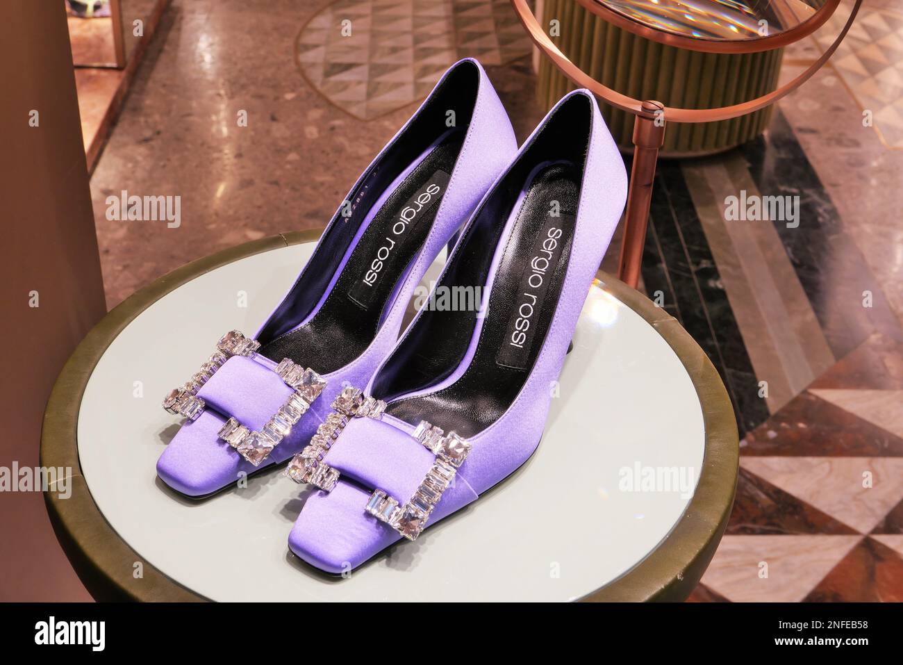 WOMEN'S SHOES ON DISPLAY AT SERGIO ROSSI FASHION BOUTIQUE Stock Photo -  Alamy
