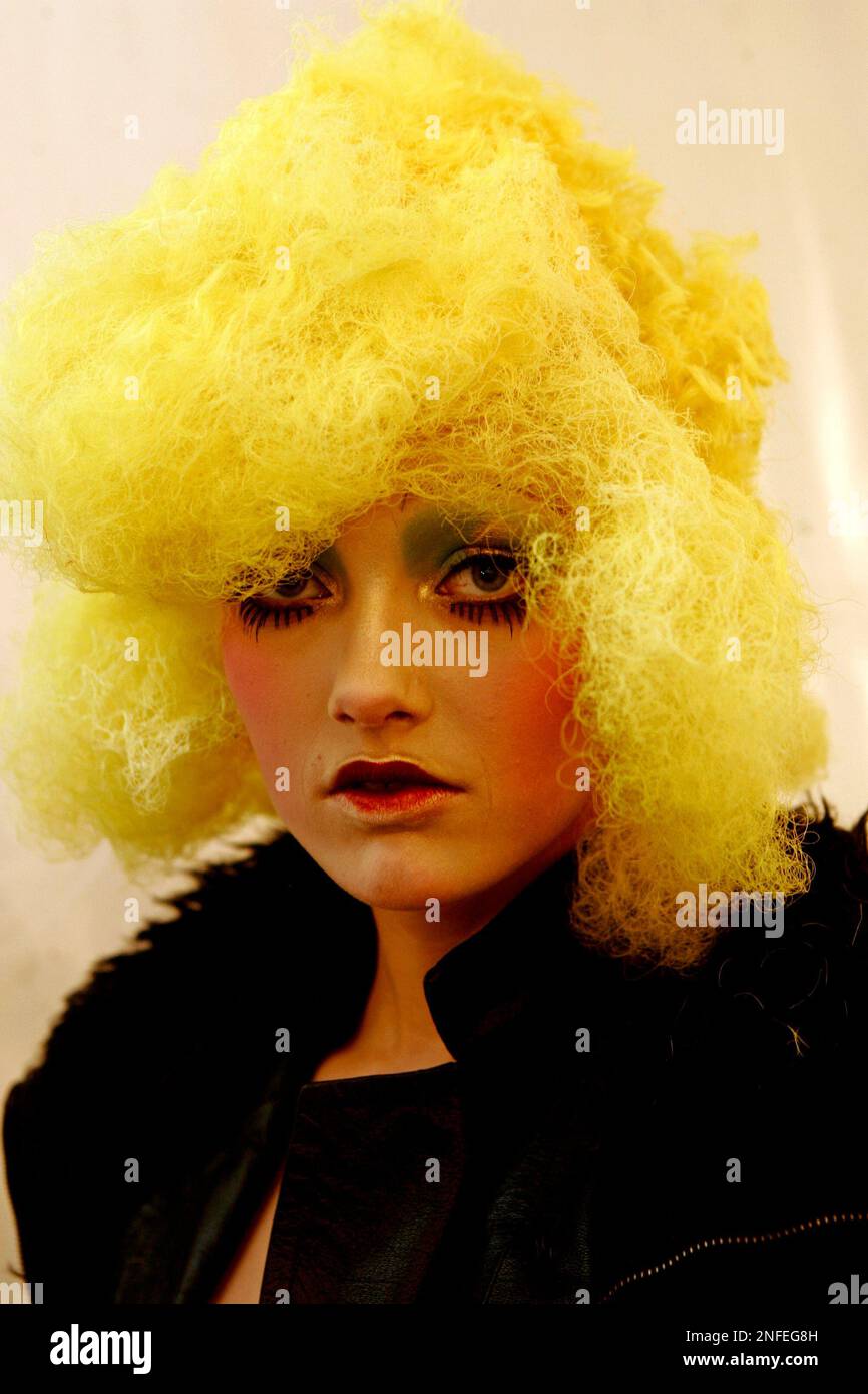 British designer John Galliano's Ready-to-wear Spring-Summer 2006 fashion  show at the Studio 130 in La Plaine Saint-Denis near Paris, France on  October 8, 2005. Photo by JAVA/ABACAPRESS.COM Stock Photo - Alamy