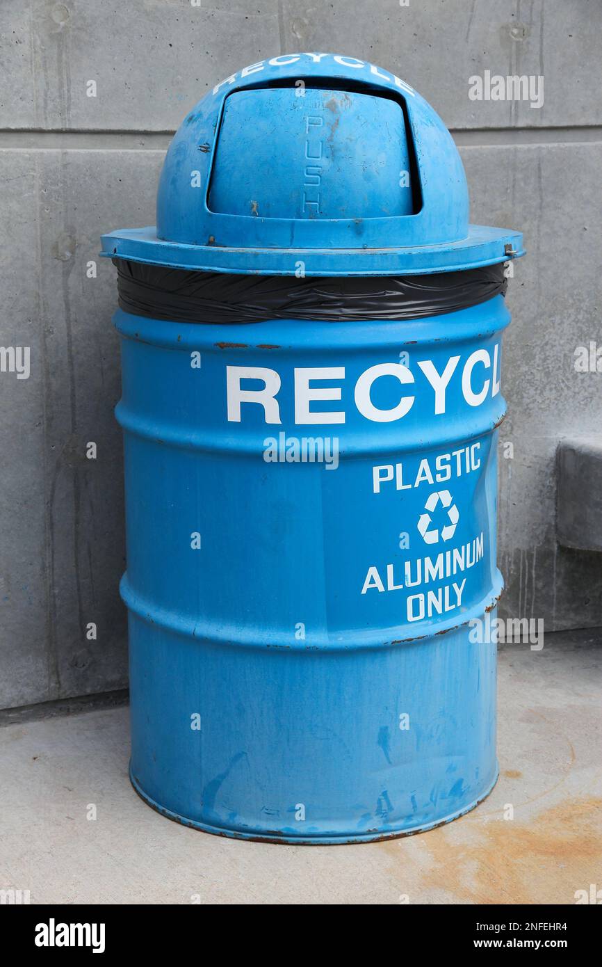 Public recyclables bin in Arizona. Waste sorting in America Stock Photo