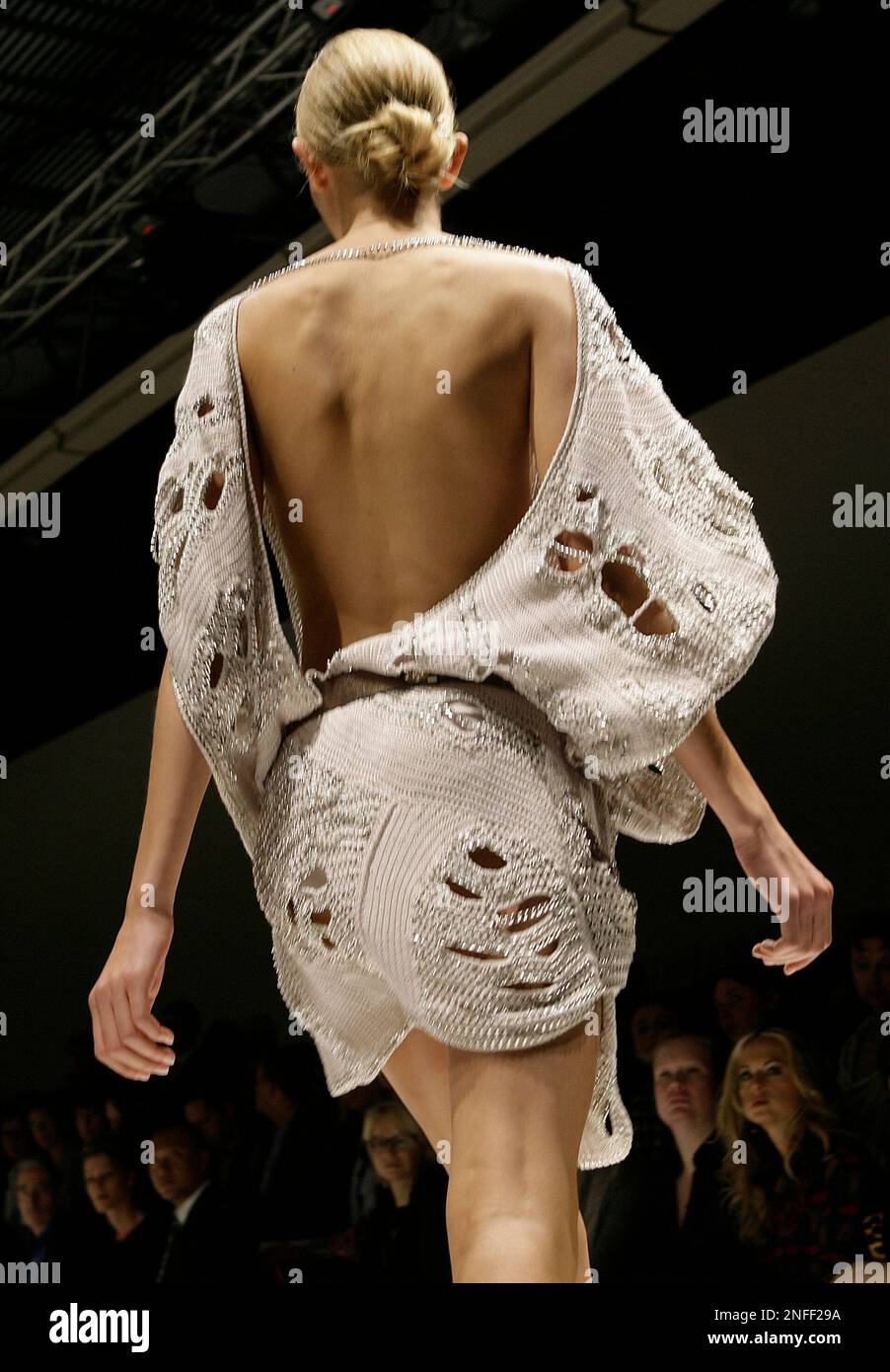 A model wears a creation part of the Salvatore Ferragamo Spring/Summer 2009  fashion collection presented in Milan, Italy, Tuesday, Sept. 23, 2008. (AP  Photo/Alberto Pellaschiar Stock Photo - Alamy