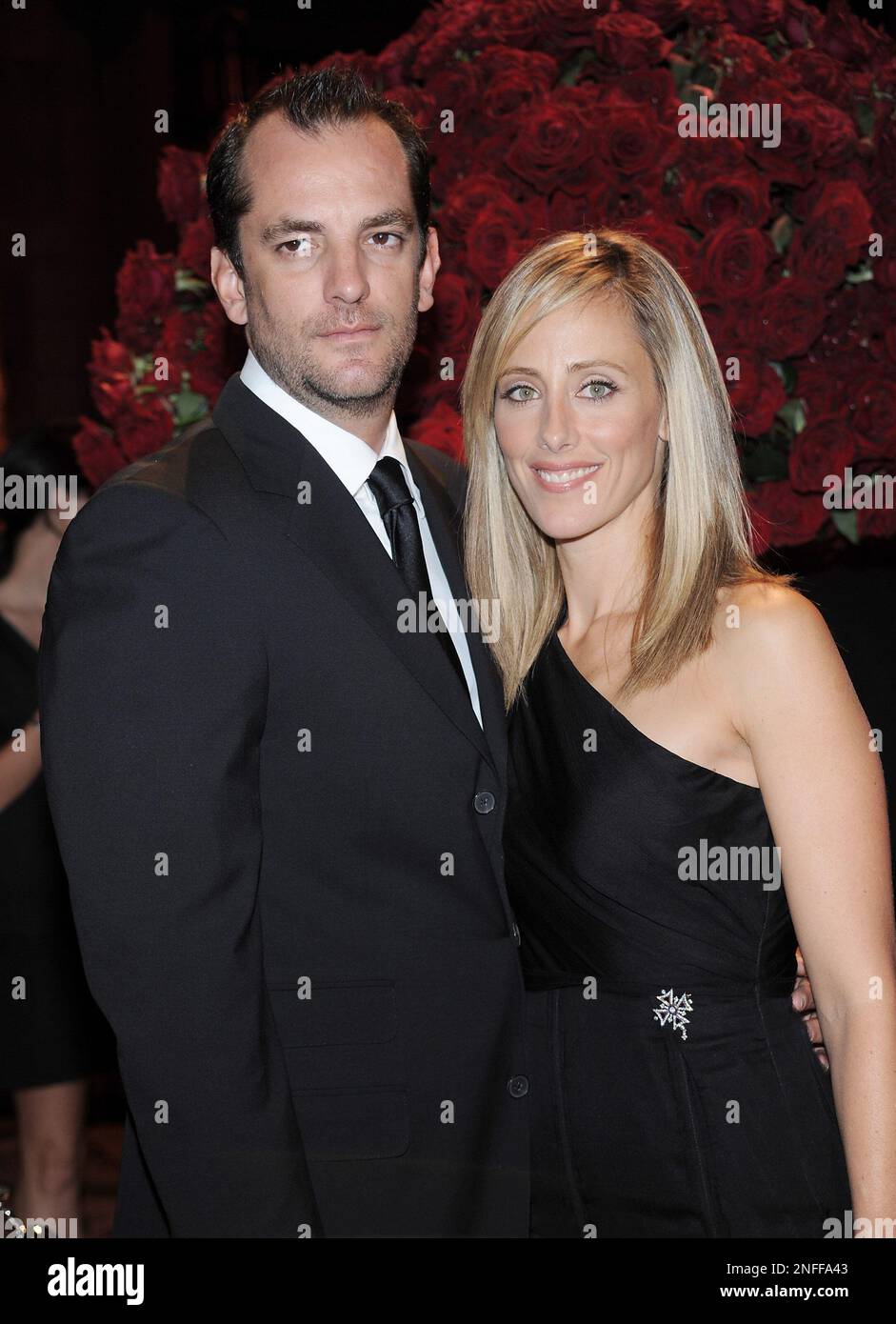 Actress Kim Raver and husband Manu Boyer attend the New Yorkers For ...