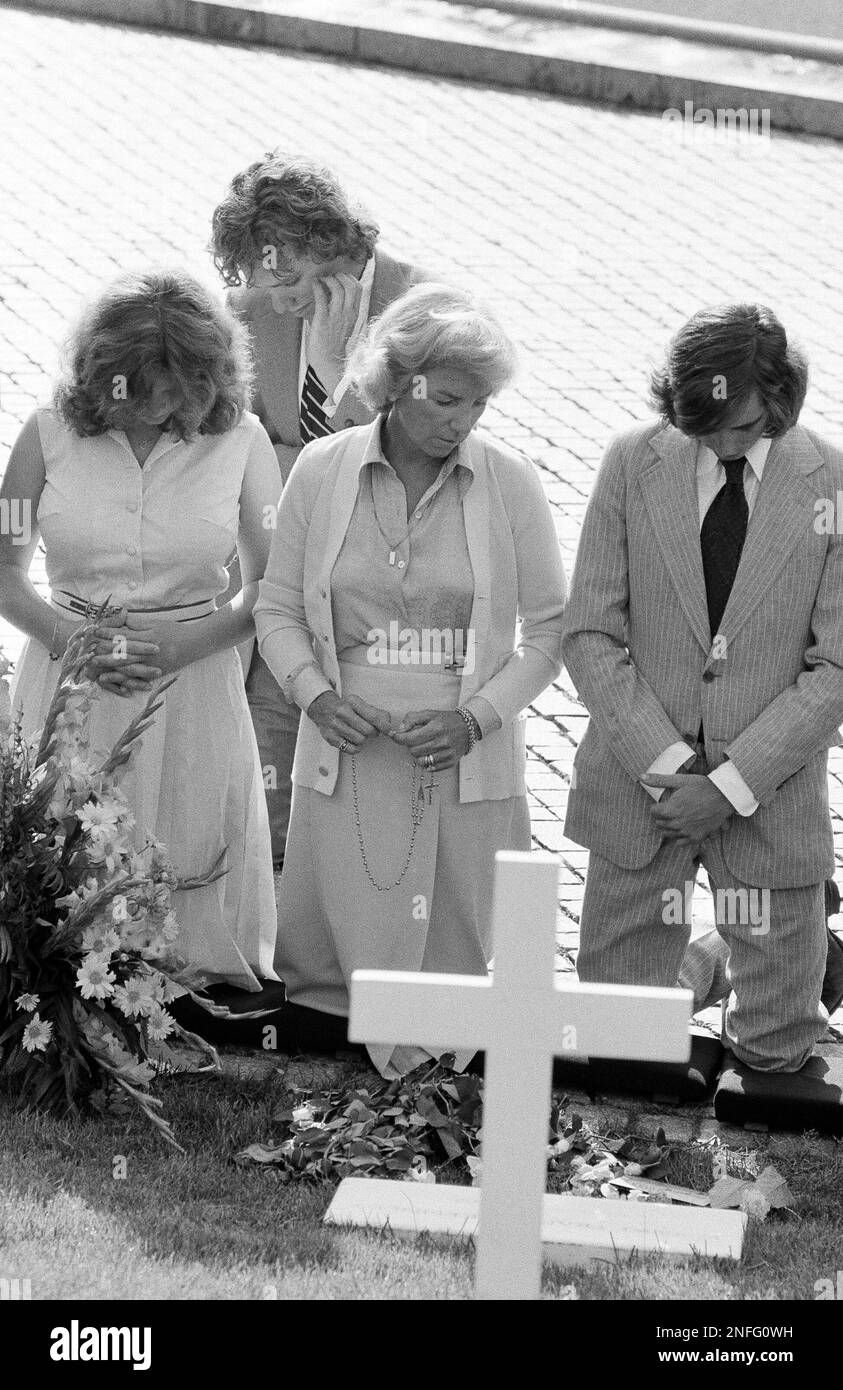 Ethel Kennedy, widow of Robert F. Kennedy, and some of their children 