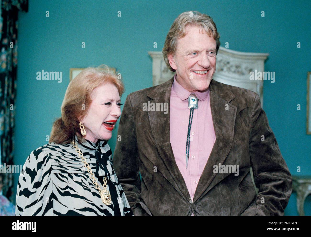 Why Amanda Blake Left Gunsmoke Did James Arness And A vrogue.co