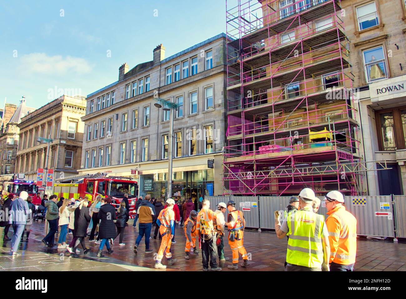 Glasgow, Scotland, UK 17th February, 2023. Shops evacuated on the style