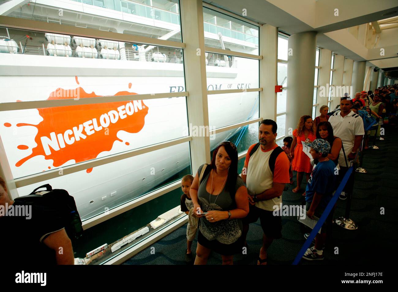 nickelodeon family cruise