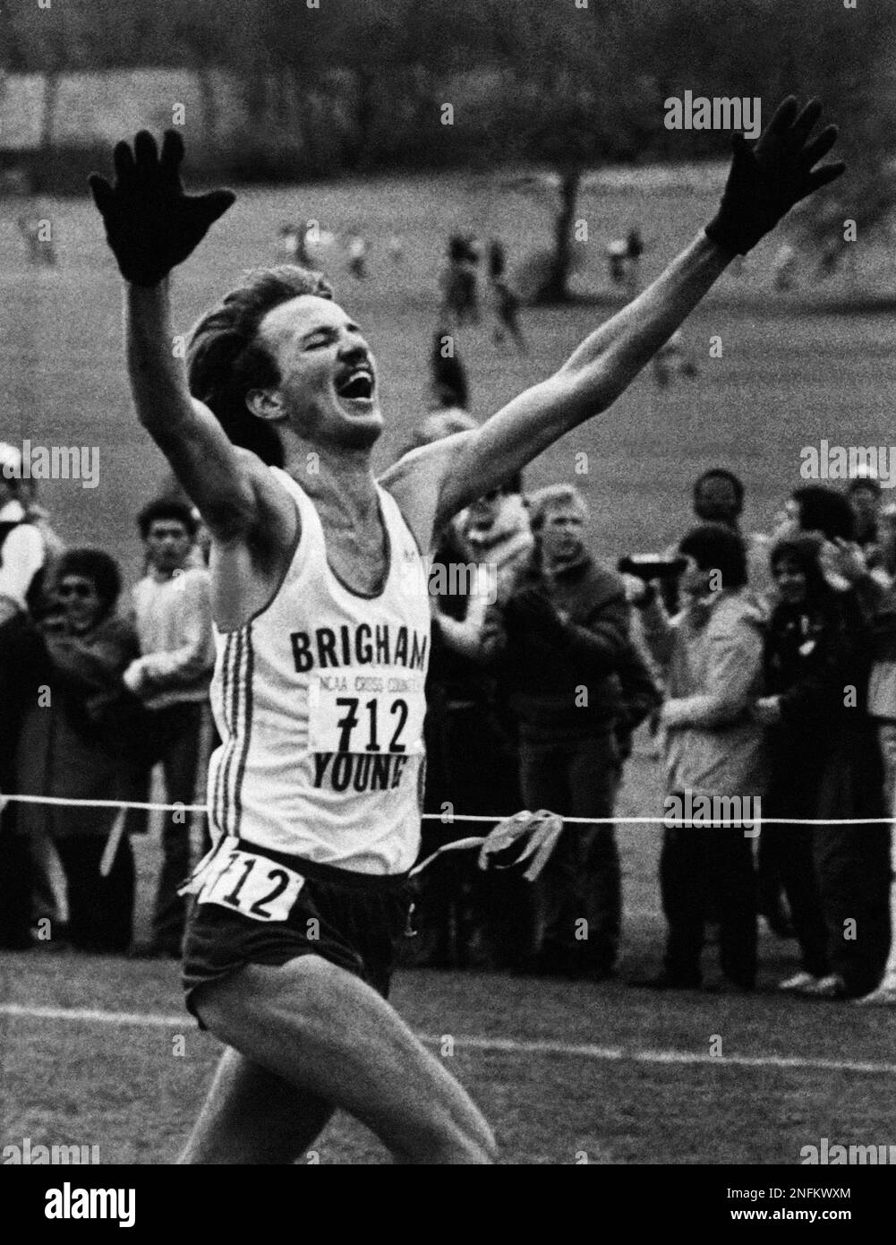 https://c8.alamy.com/comp/2NFKWXM/the-ncaa-division-1-cross-country-championships-were-held-at-penn-state-university-nov-19-1984-in-state-college-penn-mens-winner-was-ed-eyestone-of-brigham-young-university-2929-for-10000-meters-ap-photocraig-houtz-2NFKWXM.jpg