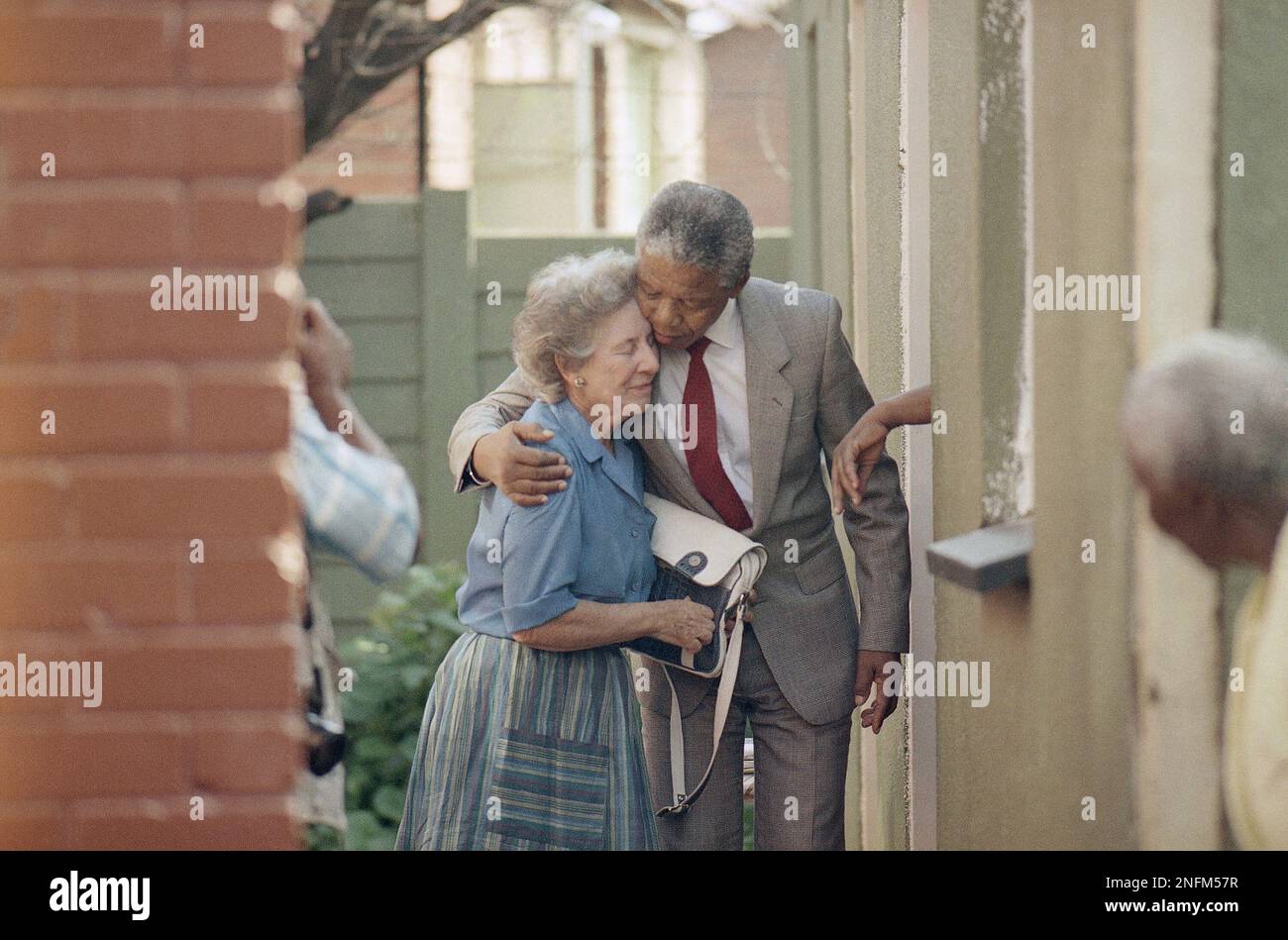 veteran-anti-apartheid-ex-member-of-parliament-helen-suzman-left-who