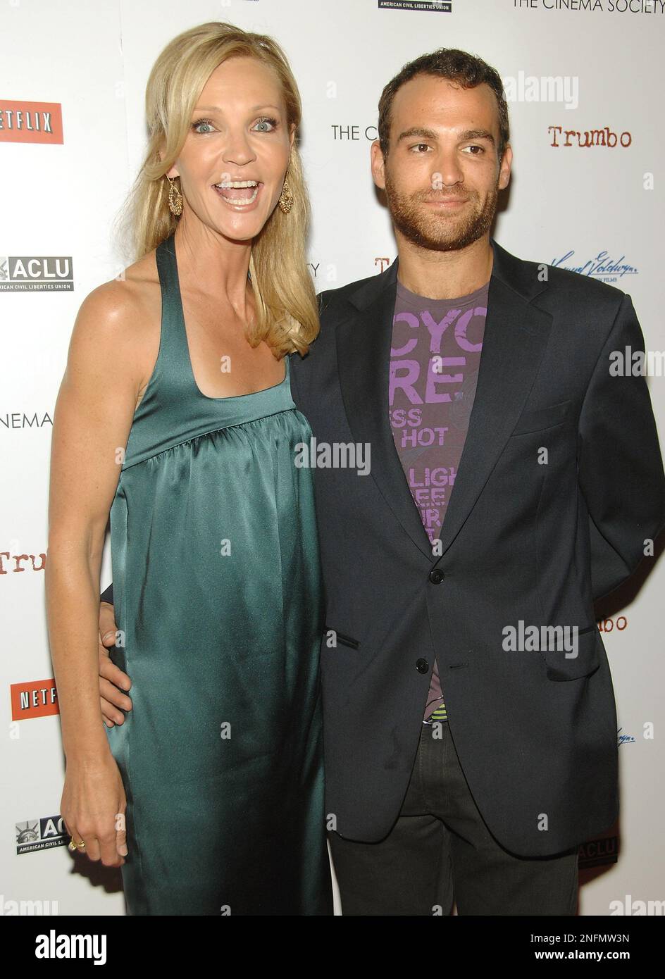 Actress Joan Allen and boyfriend Shawn Diamond attend the "Trumbo" premiere  at Tribeca Cinemas on Monday, June 16, 2008 in New York. (AP Photo/Evan  Agostini Stock Photo - Alamy