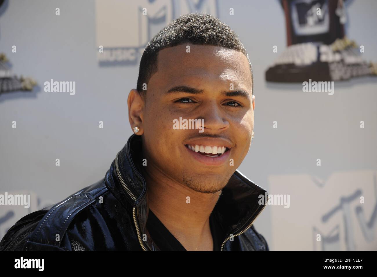 Chris Brown arrives for the 2008 MTV Video Music Awards at Paramount  Studios in Hollywood, Los Angeles Stock Photo - Alamy