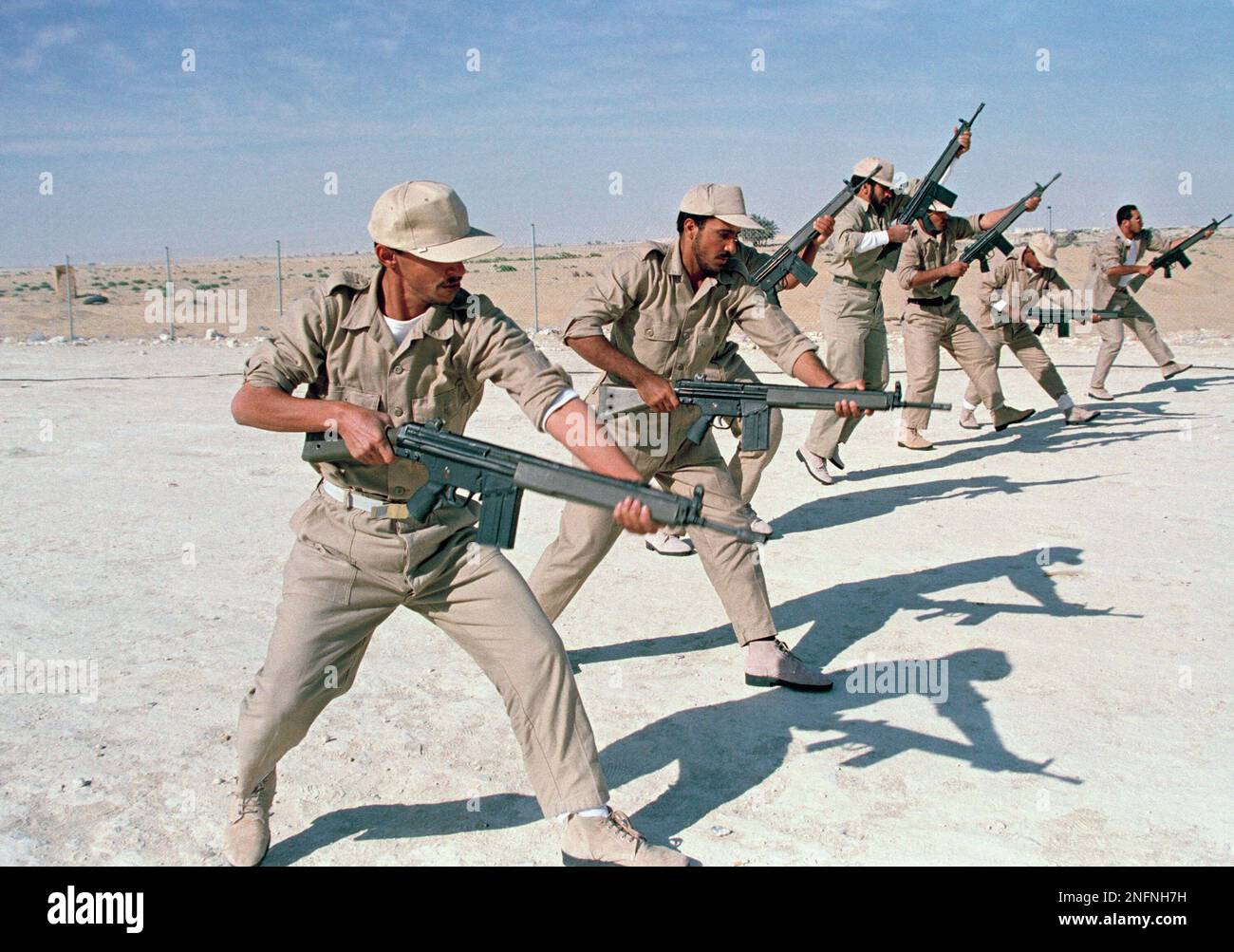 Kuwaiti Volunteer Army trains in exile in the Saudi Arabian Desert