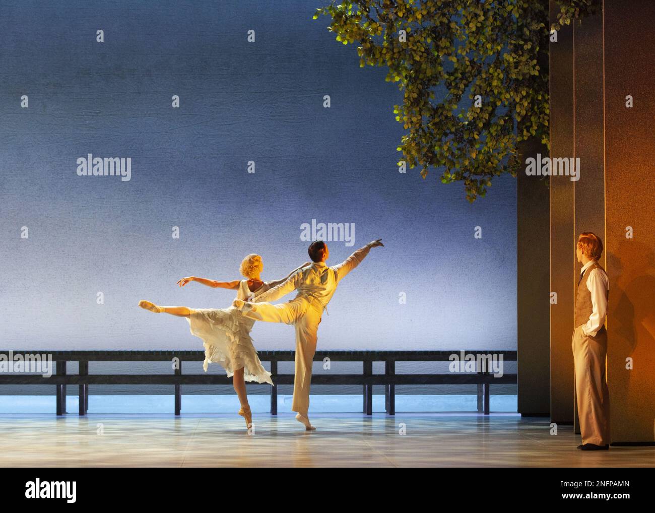 Northern ballet the great gatsby edinburgh festival theatre 2022 stock